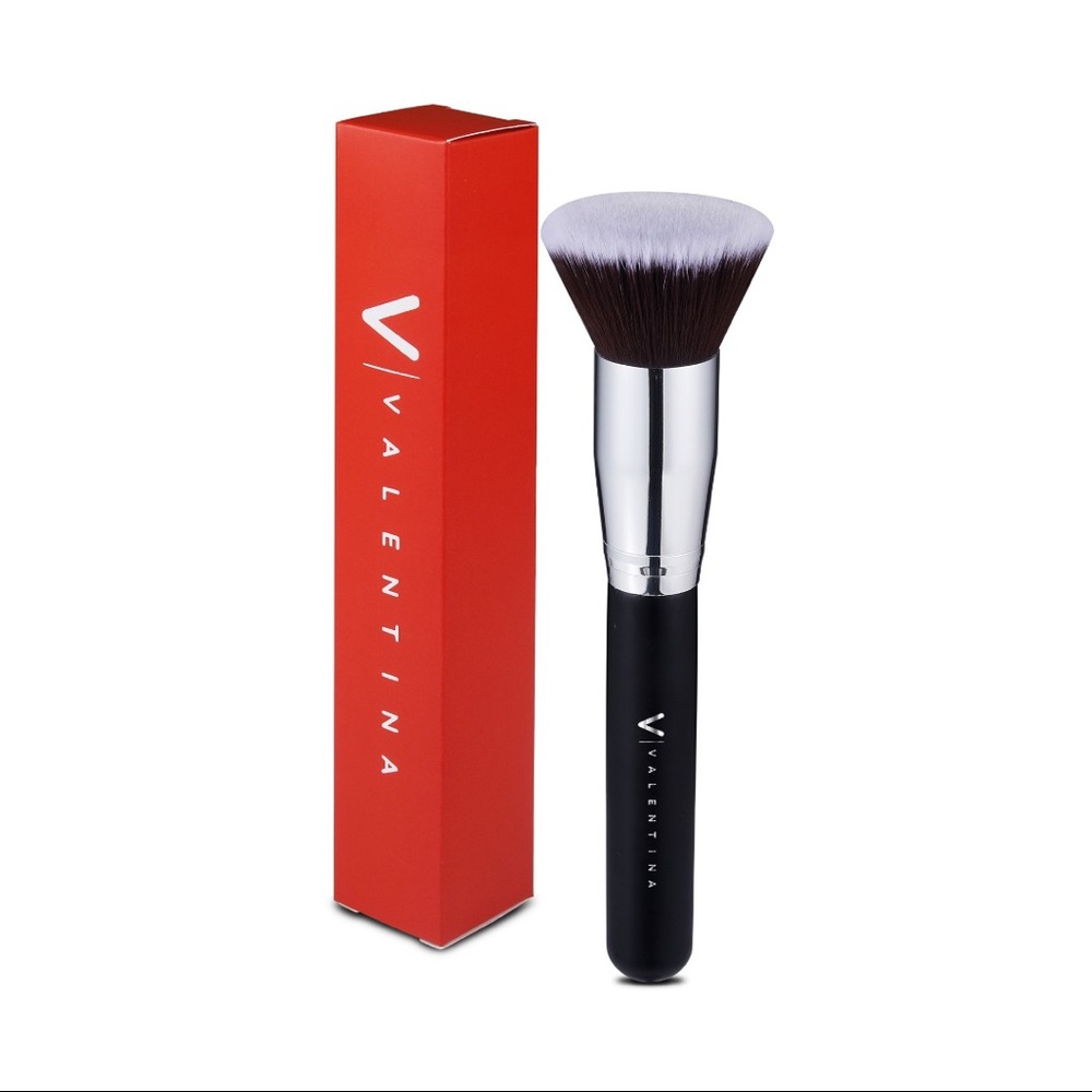 V by Valentina Flat Top Kabuki Foundation Brush